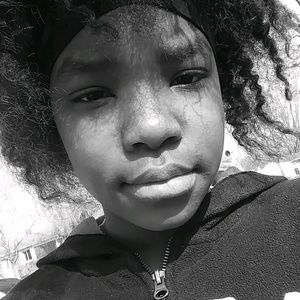 Meet your Posher, Regayle